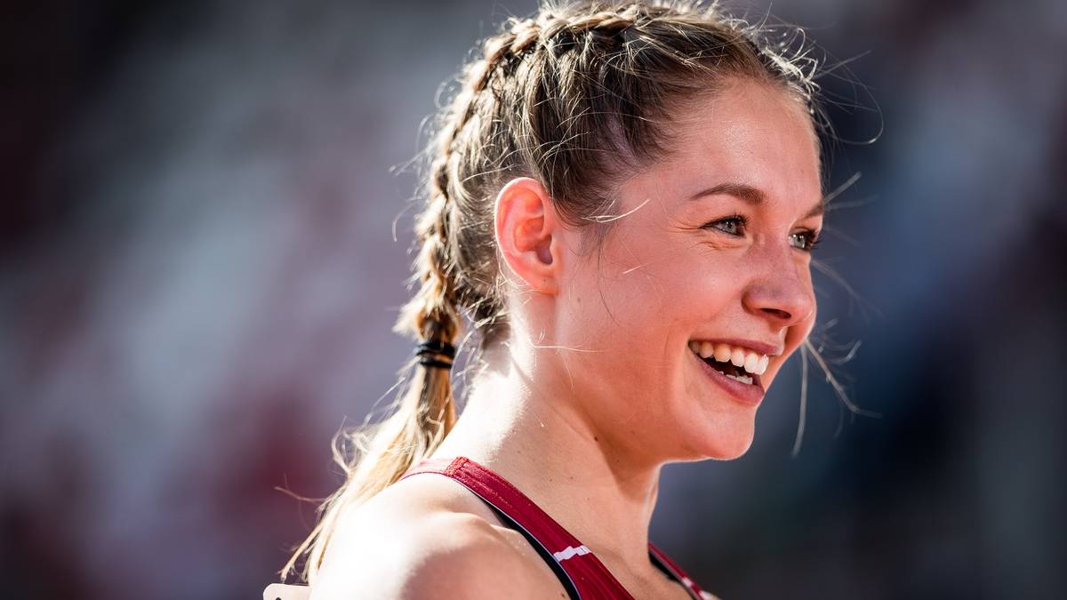 Am ersten Finaltag sorgten Gina Lückenkemper (100 Meter, Silber) und Kugelstoßer David Storl für einen herausragenden Auftakt. Allerdings scheiterte Diskus-Olympiasieger Christoph Harting ohne einen gültigen Versuch in der Quali. Deshalb ruhen dort die Hoffnungen auf seinem Bruder und Altmeister Robert