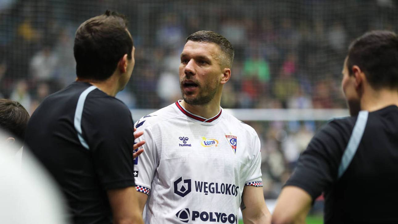 Lukas Podolski sah 2023 die Rote Karte