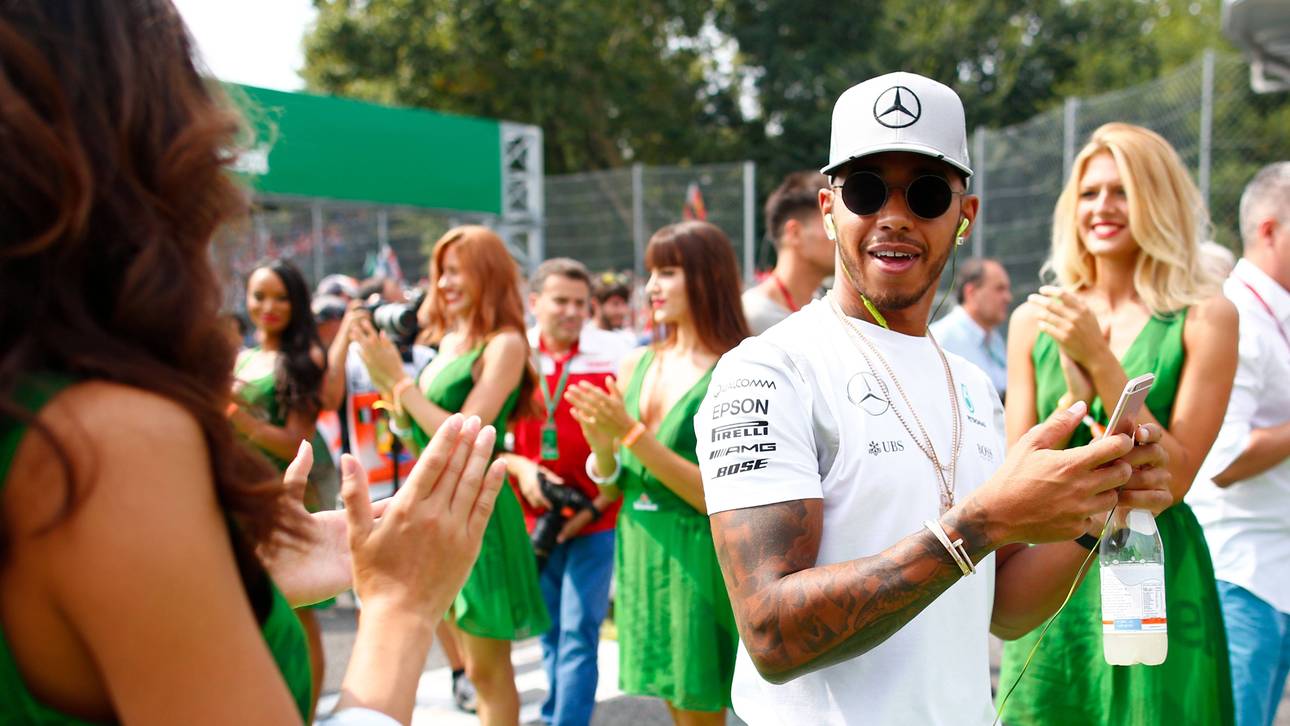 Hamilton freut sich auf Grid Girls