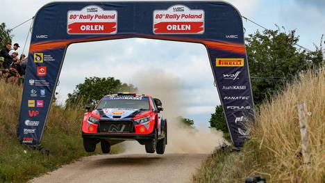 Alle Highlights der Rallye Polen im Magazin von SPORT1 - präsentiert von Toyota.