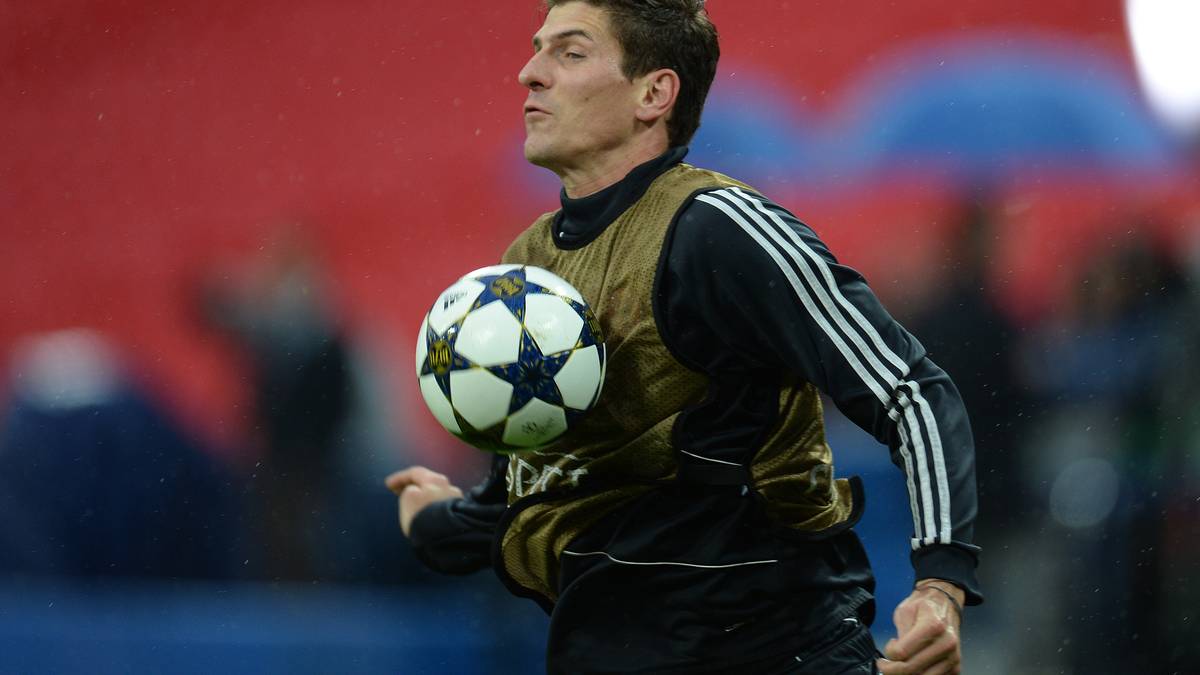 2013 - MARIO GOMEZ (Angriff): Heynckes zog dem Schwaben Mandzukic vor. Trotzdem leistete Ersatzspieler Gomez mit 19 Treffern seinen Beitrag zum Triple-Gewinn