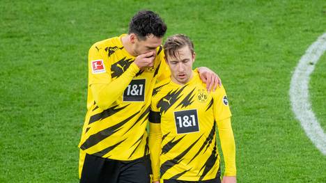 Felix Passlack (r.) bleibt beim BVB