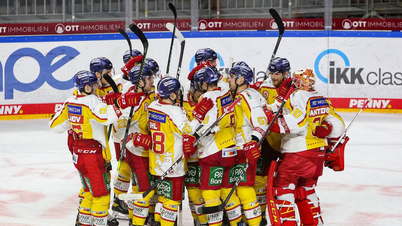 DEL-Start: DEG gewinnt Geisterderby