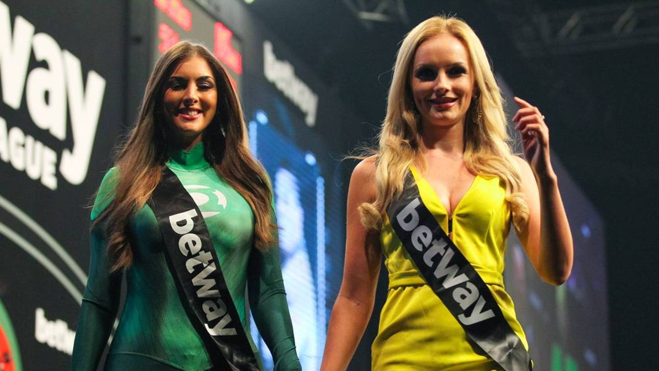 Walk-on-Girls mit Abrechnung