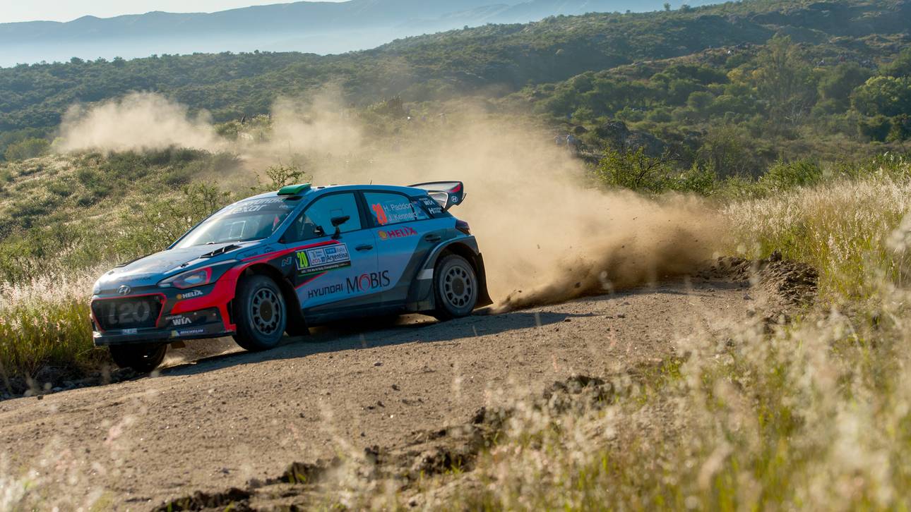 Paddon profitiert von Latvala-Crash