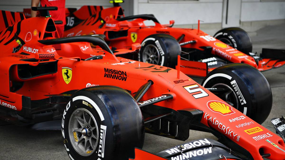 AS: "Leclerc und Vettel knallen kurz vor Ende des Rennens in Interlagos zusammen und scheiden gleichzeitig aus. Wieder ein schwarzer Sonntag für Ferrari."