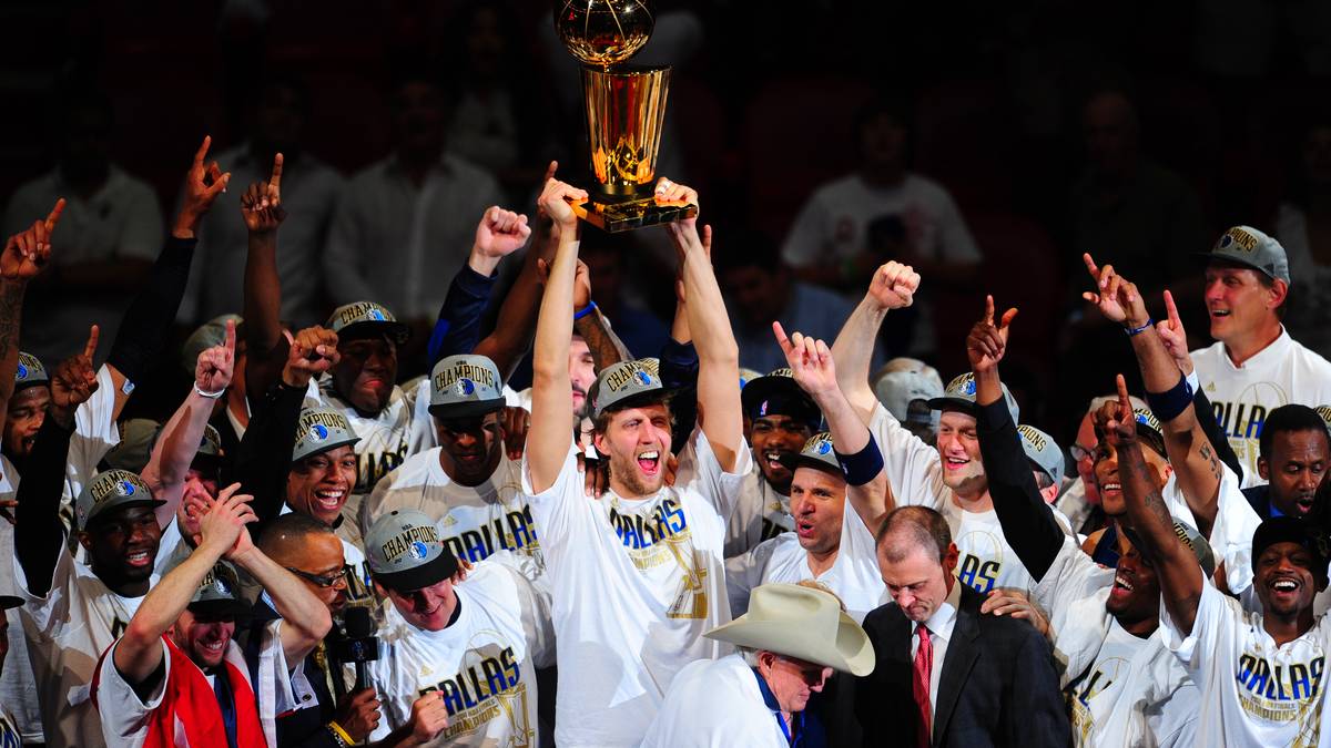 Der Höhepunkt seiner Karriere war die Meisterschaft 2011 mit seinen Dallas Mavericks. Aber nicht nur der Gewinn der Larry O'Brien Championship Trophy sorgte für seinen Legendenstatus. SPORT1 zeigt seine Titel, Rekorde und Statistiken