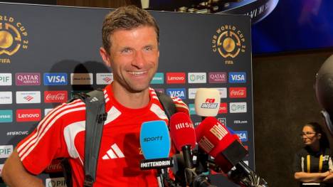 Thomas Müller spricht über seine Match-Fitness und liefert sich ein Wortgefecht mit SPORT1-Chefreporter Stefan Kumberger. 