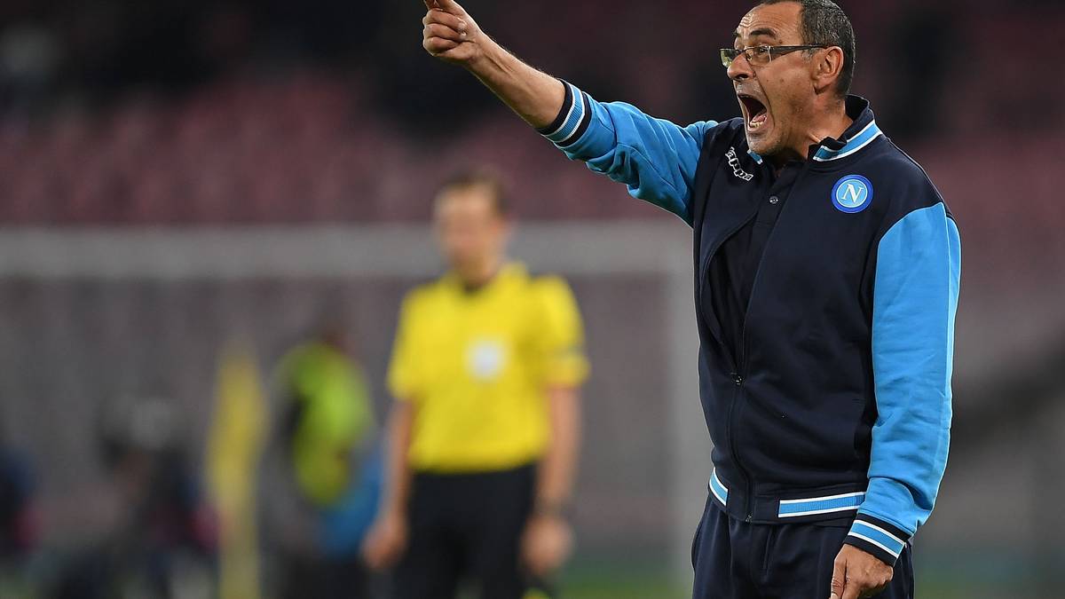 PLATZ 6 - MAURIZIO SARRI (SSC NEAPEL): Mit ihm wurde Neapel von einem Diego-Maradona-Gedächtnisverein zu einem europäischen Topklub