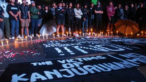 Trauer in Indonesien nach der Stadionskatastrophe