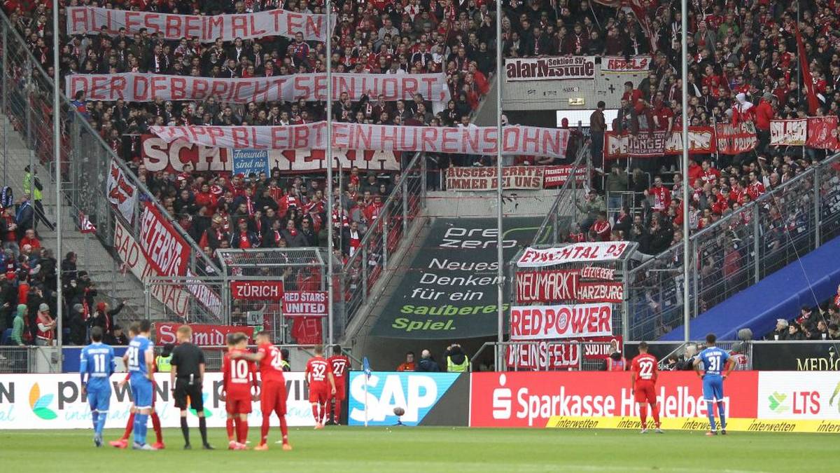 Die Hass-Plakate gegen Hopp und den DFB überschatteten den Bundesliga-Spieltag