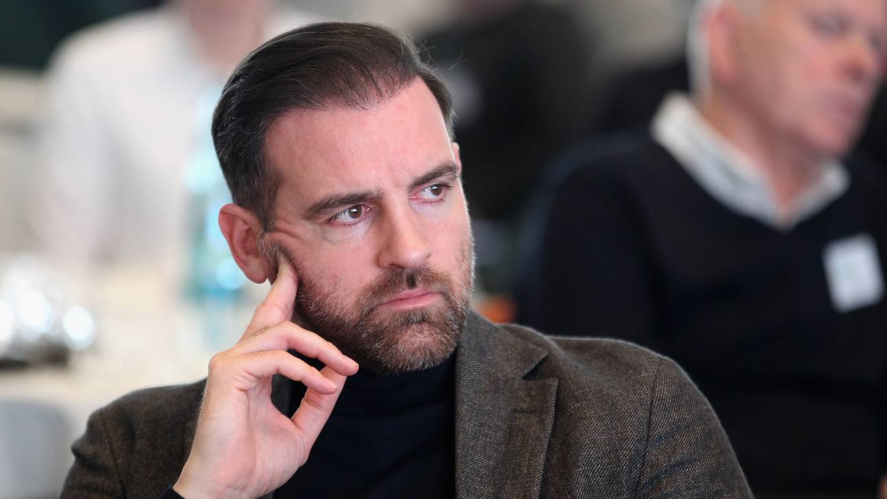 Metzelder kehrt auf Platz zurück