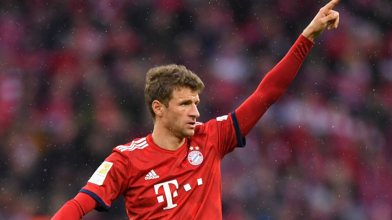 FC Bayern Muenchen v VfL Wolfsburg - Bundesliga Bereits seit 2000 ist Thomas Müller beim FC Bayern München und hat die Nachwuchsmannschaften durchlaufen. Mittlerweile ist er das Gesicht des Vereins