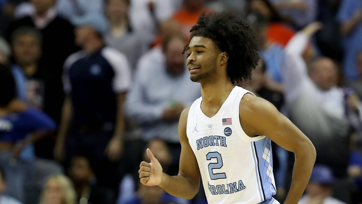 RANG 9 - COBY WHITE (Combo Guard, North Carolina): Eine der positiven Überraschungen der Saison. White zeigt bei den Tar Heels sein Potenzial als Scorer, hat einen Dreier und sich als Spielmacher im Saisonverlauf gesteigert, flinker Verteidiger. NBA-Vergleich: Jamal Murray oder Brandon Roy