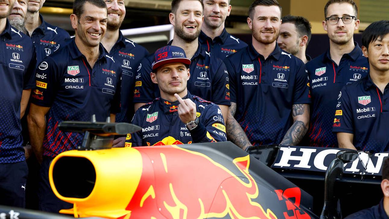 Verstappen zeigt Fan Mittelfinger!