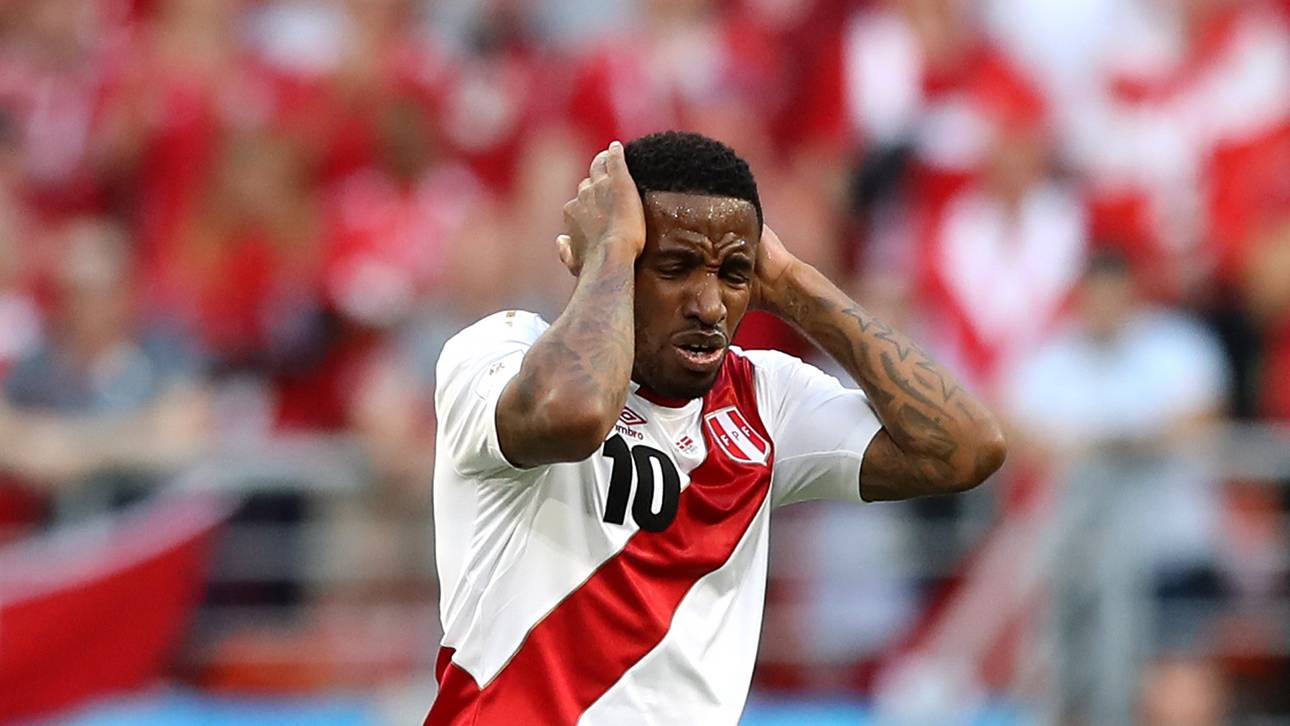 Farfan ins Krankenhaus eingeliefert