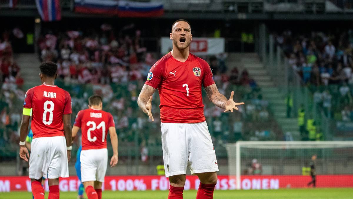 PLATZ 11 - MARKO ARNAUTOVIC: Durch den 2:1-Sieg am vorletzten Spieltag der Gruppenphase gegen Nordmazedonien löste die Alpen-Republik das EM-Ticket. Der Ex-Bremer ist mit sechs Toren in acht Spielen Österreichs treffsicherster Stürmer
