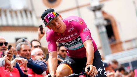 Beim diesjährigen Giro d'Italia holte Pascal Ackermann als erster DEutscher das lilane Trikot für die Sprintwertung.