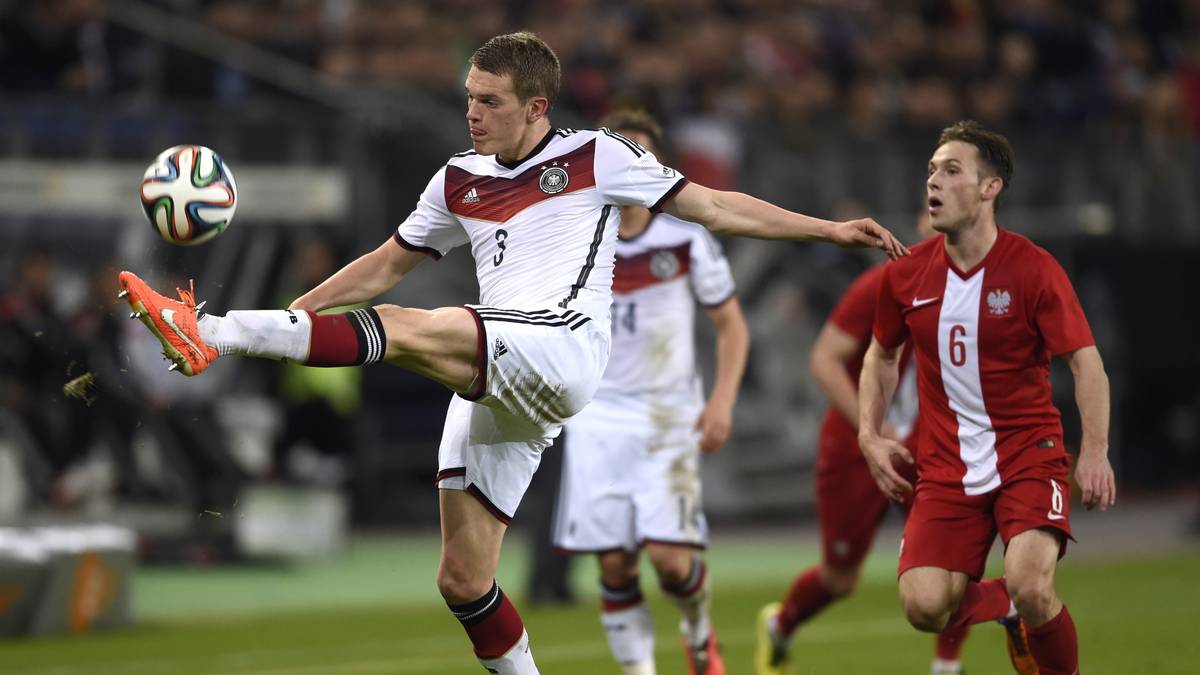 MATTHIAS GINTER: Auch der heutige Gladbacher blieb während des Titel-Coups ohne Einsatzminute. Zuvor waren Löw und Borussia Dortmund in Freiburg auf ihn aufmerksam geworden. Zumindest hatte Ginter bereits im März 2014 für Löws Mannschaft debütiert