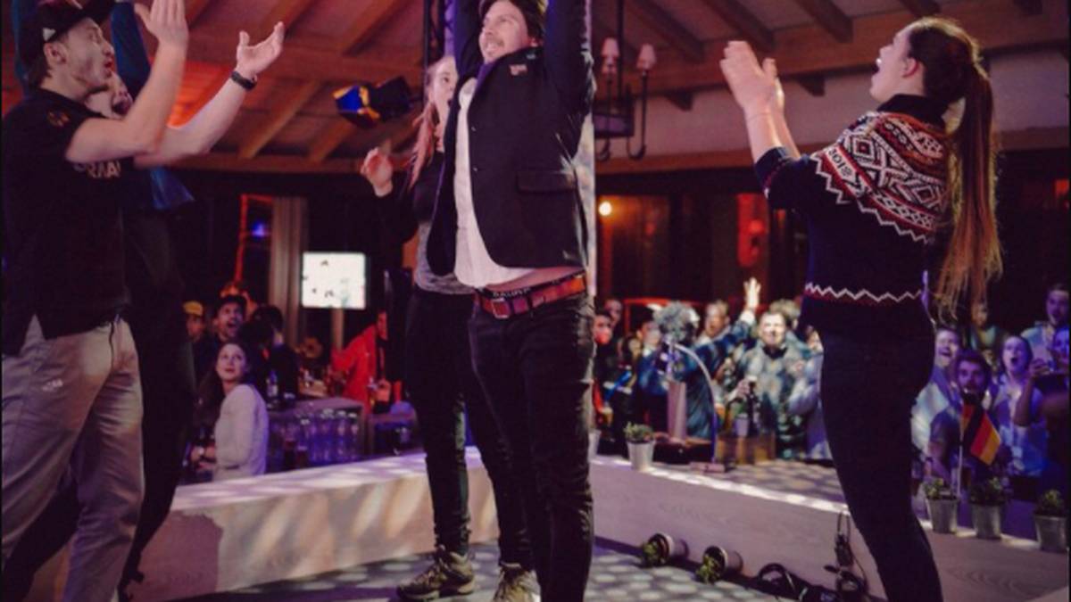 Daniel Andre Tande glänzt sogar mit der perfekten Hebefigur aus Dirty Dancing