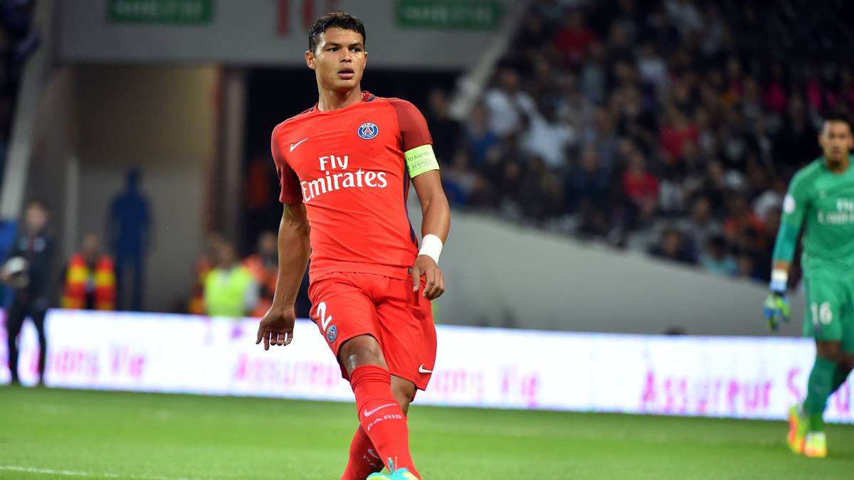PLATZ 6: Thiago Silva, Paris St. Germain, 23 Mio. Euro: Thiago Silva ist Kapitän bei Paris St. Germain und verdient beim Scheich-Klub dementsprechend fürstlich