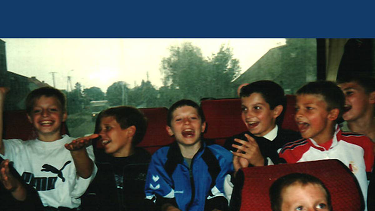 Mit Mitspielern im Mannschaftbus im Jahr 2000