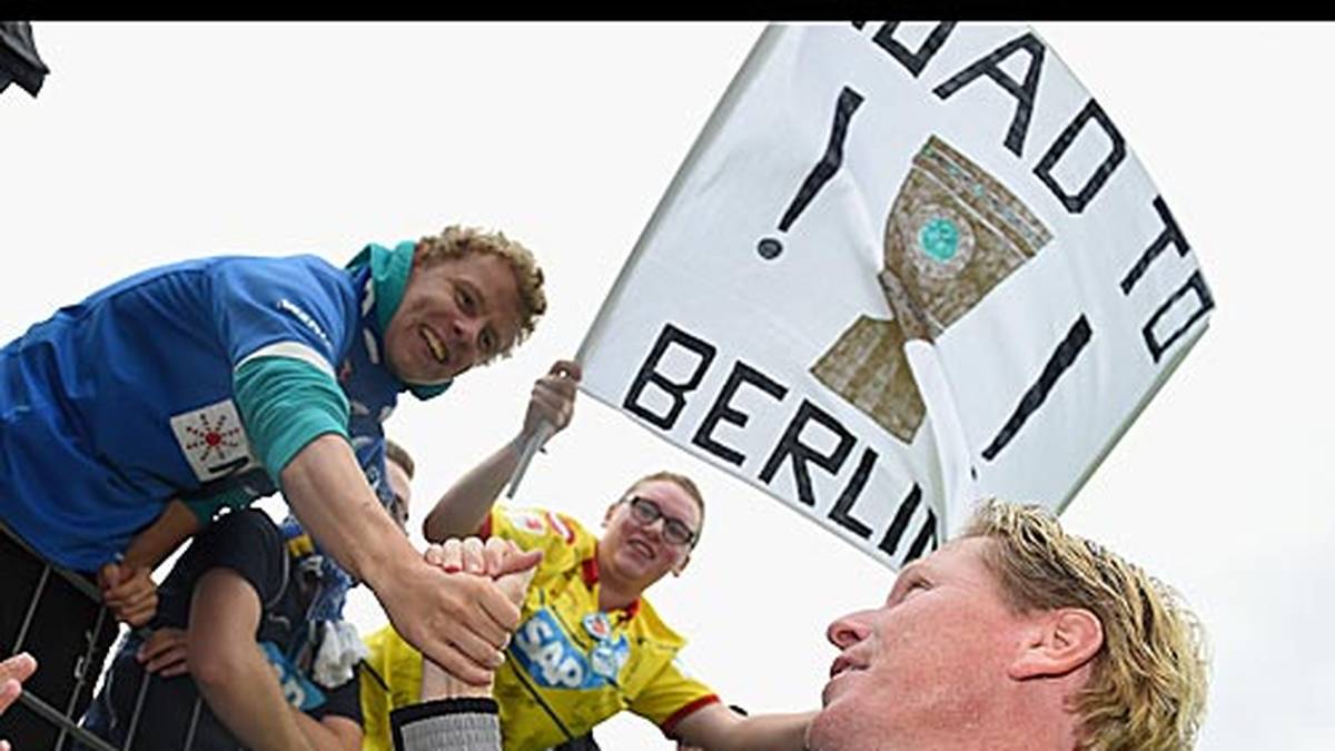 9:0 heißt es am Ende für die Hoffenheimer, Trainer Markus Gisdol erlebt einen vergnüglichen 45. Geburtstag