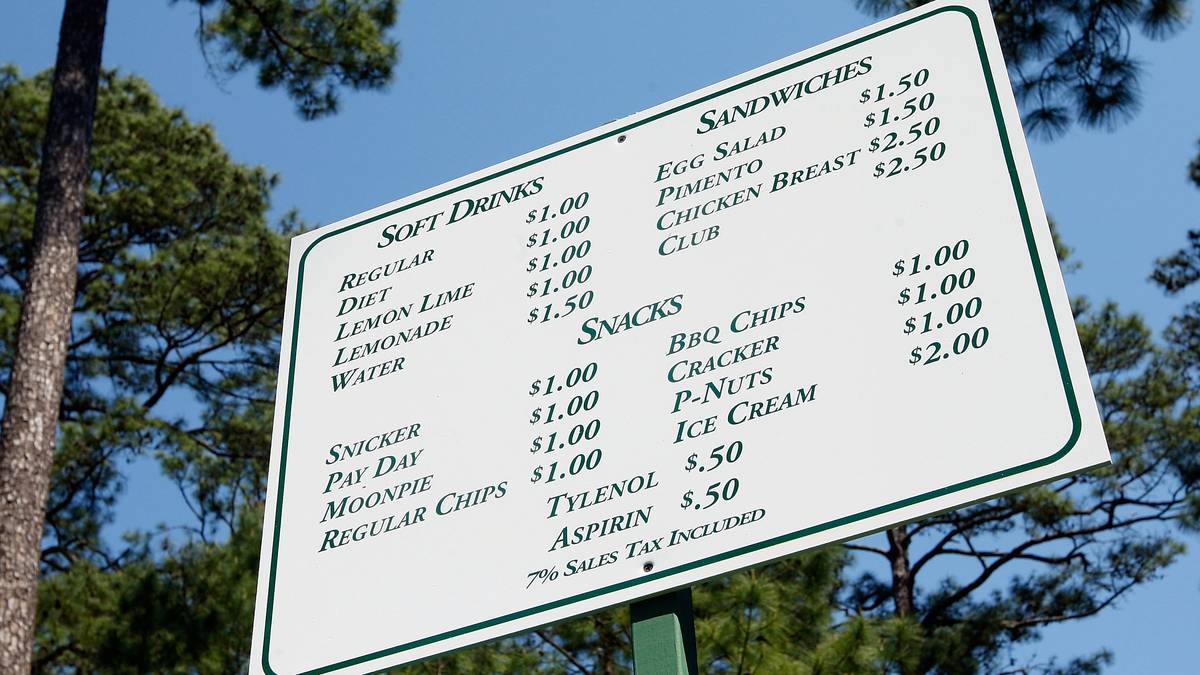 Normalerweise versuchen die Veranstalter von Sportevents bei der Verpflegung richtig Kasse zu machen. Anders beim Masters. Hier gibt es Essen und Trinken zu Spottpreisen. So kosten Softdrinks nur einen Dollar und ein Chicken-Sandwich nur 2,50 Dollar. Pommes Frites waren allerdings nie im Angebot, weil der erste Geschäftsführer des Clubs, Clifford Roberts, sie für ungesund hielt
