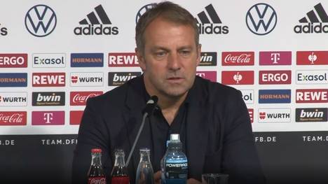 Nach dem 5:2-Sieg gegen Italien, ist der Bundestrainer Hansi Flick voll des Lobes gegenüber dem Kapitän und Torhüter Manuel Neuer. Für ihn ist Neuer ein "absoluter Weltklasse Torhüter".