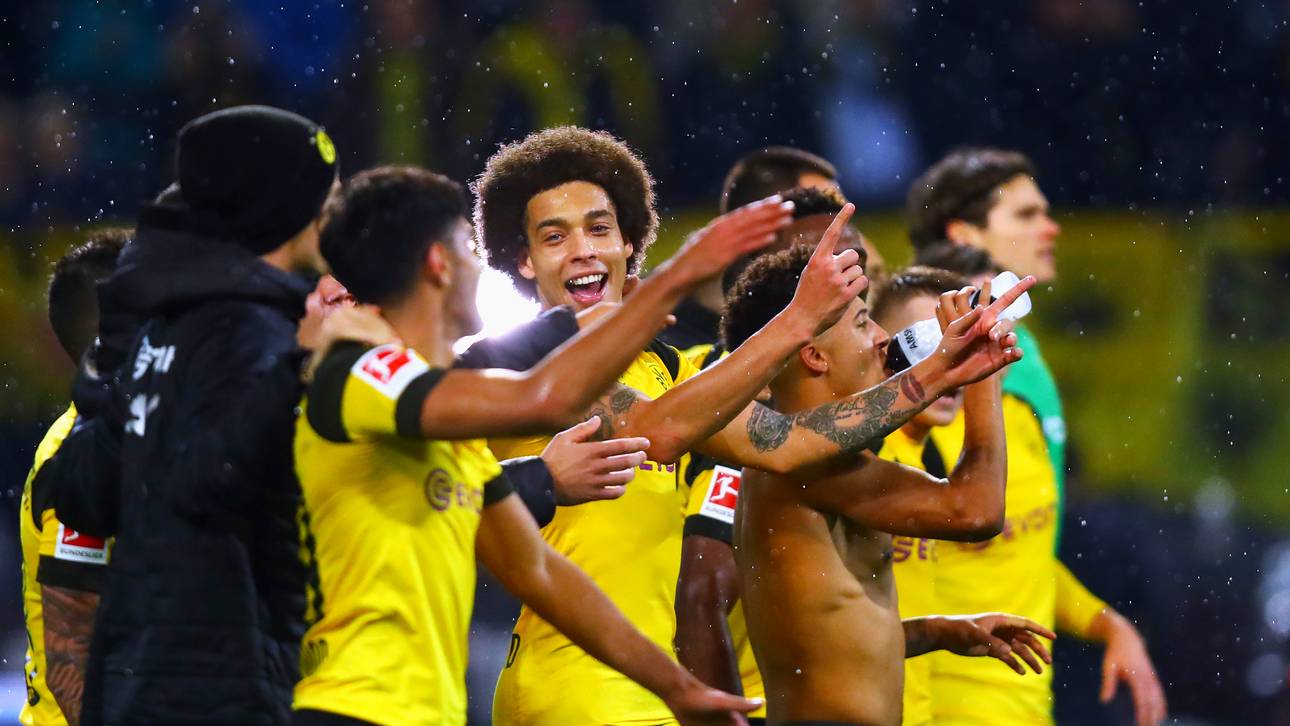 BVB im Sondertrikot gegen Gladbach