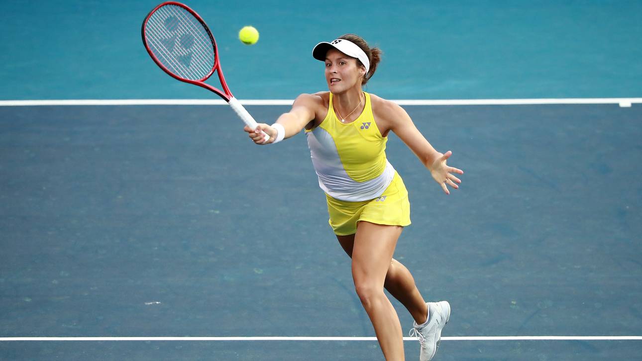 Maria nimmt Auftakthürde