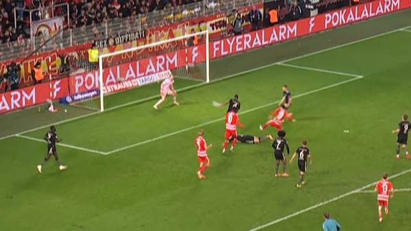 Aufreger am Fließband bei Bayerns Pokalschlacht