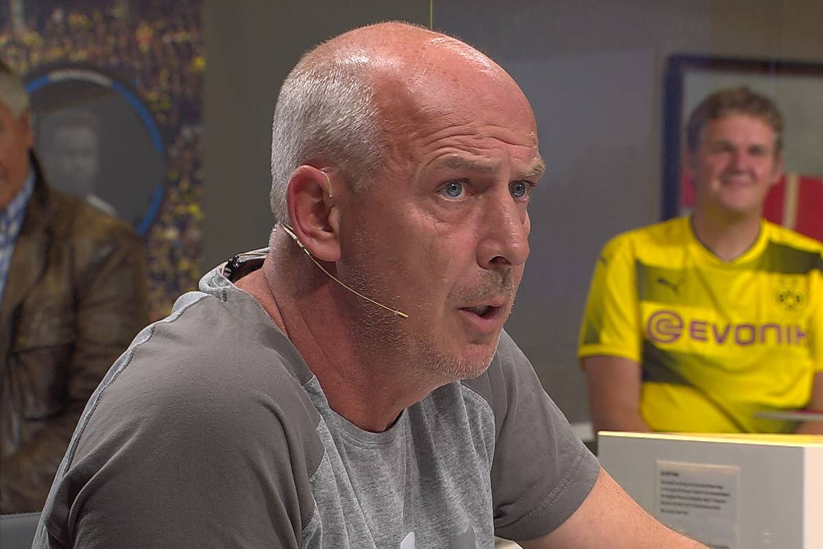 Mats Hummels hat Mitspieler Mahmoud Dahoud nach dessen Platzverweis gegen Gladbach öffentlich kritisiert. Mario Basler hat dazu eine klare Meinung.