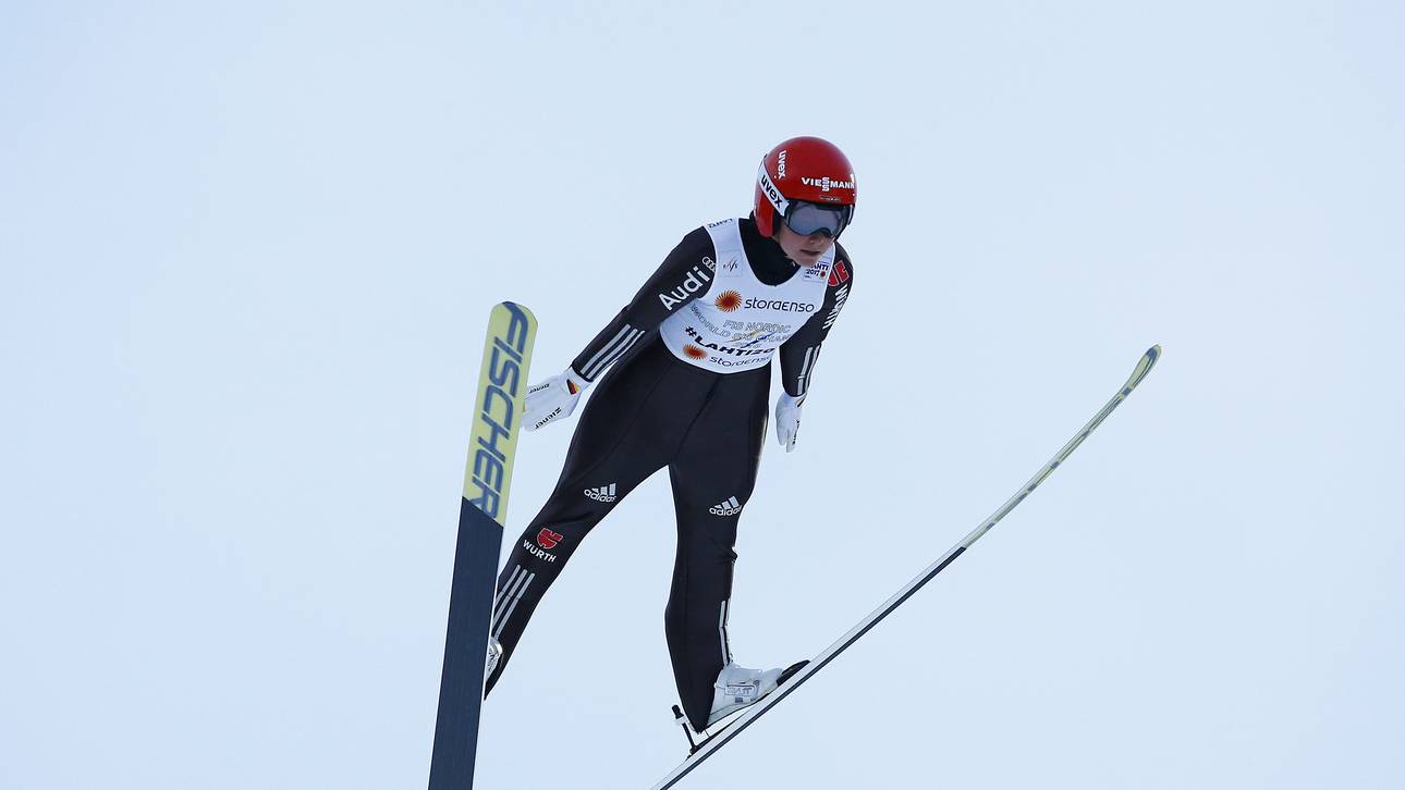 Famoser Start der Skispringerinnen
