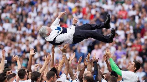 Mit dem spanischen La-Liga-Titel hat Carlo Ancelotti krönt sich zum ersten Trainer mit allen fünf Liga-Titel aus den Top-Europäischen Ligen. 