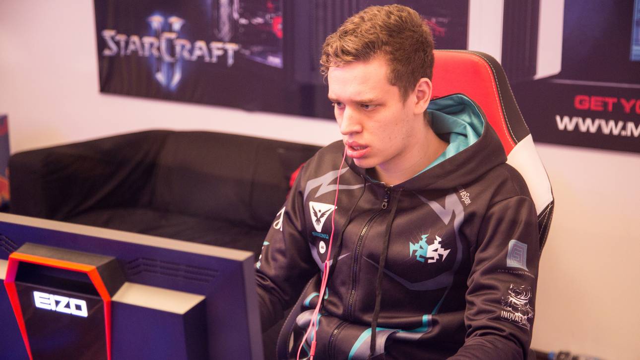 Harstem gewinnt den HomeStory Cup