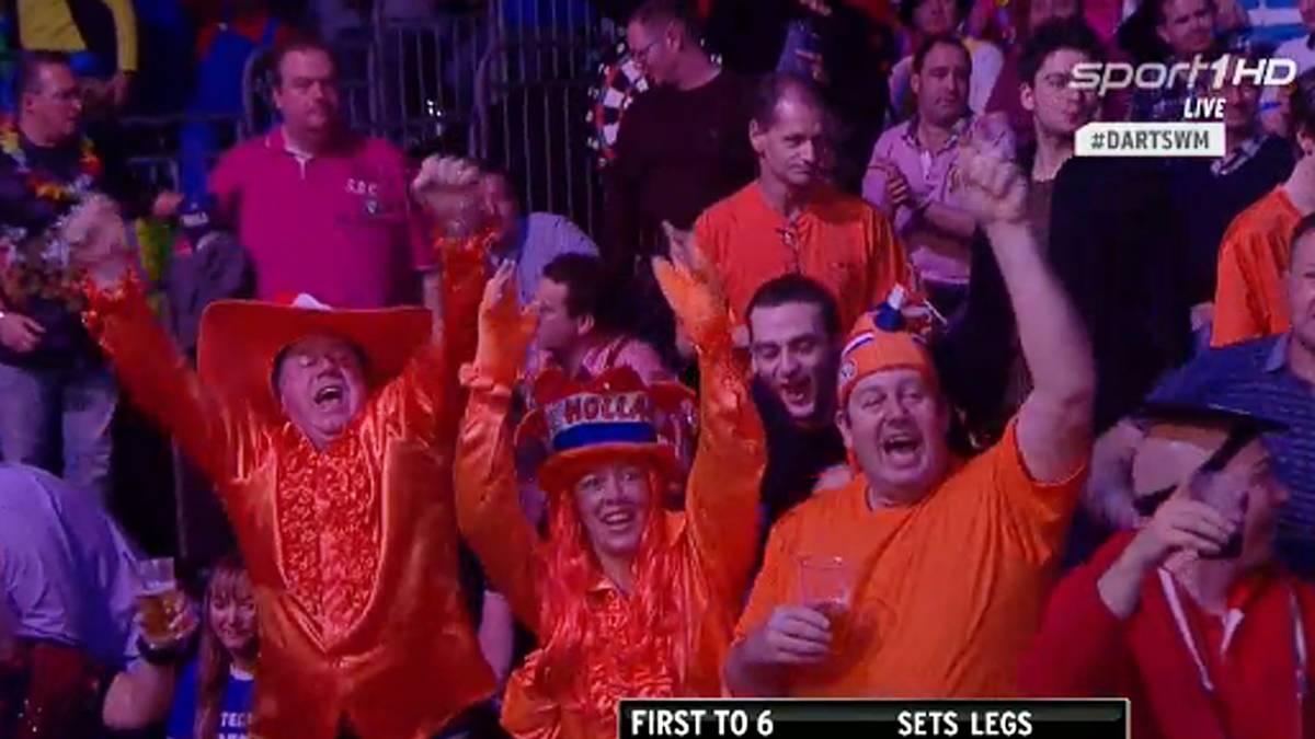 Die "Barney Army" schöpft neuen Mut. Van Barneveld kommt nochmal heran. 1:5, 2:5, 3:5, ...