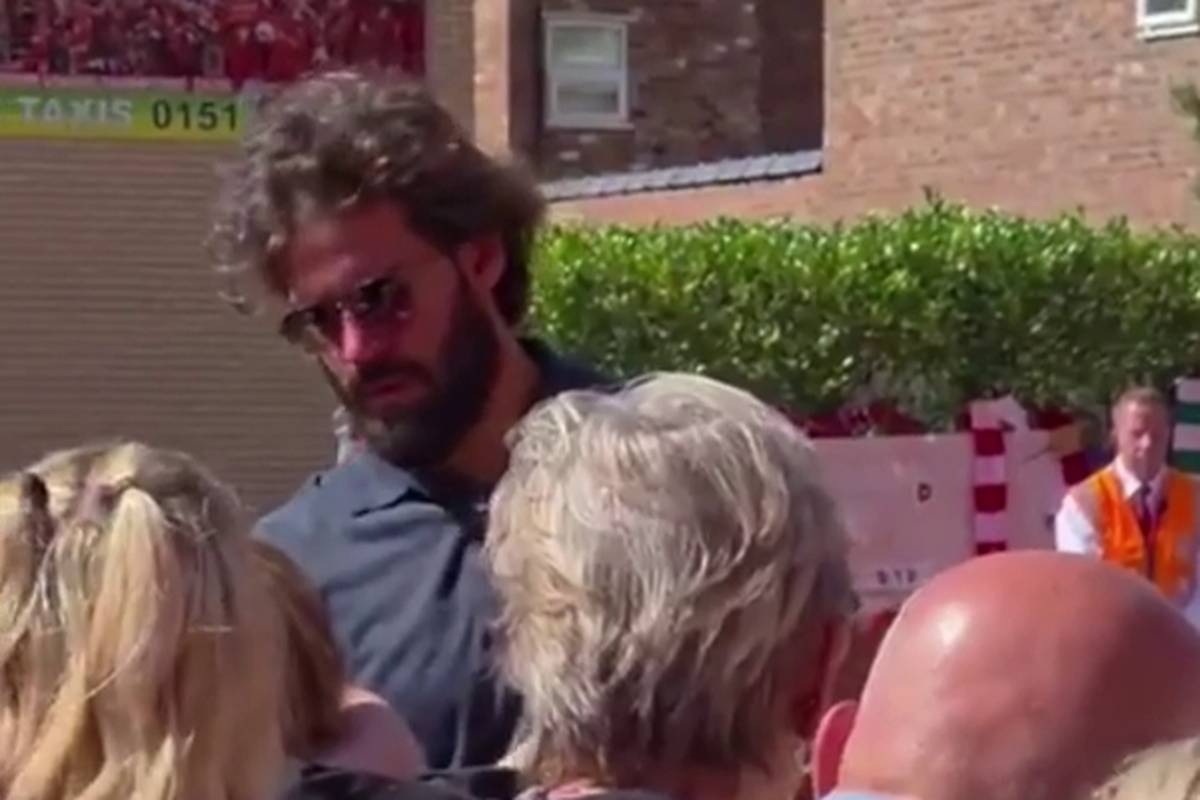 Bittere Tränen! Rührende Geste von Liverpool-Keeper