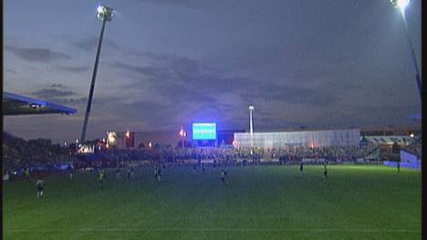 Am 22. August 2005 passiert in Braunschweig etwas Kurioses: Das Flutlicht fällt aus. Danach schafft die Eintracht auch noch die Sensation im DFB-Pokal gegen den turmhohen Favoriten BVB.