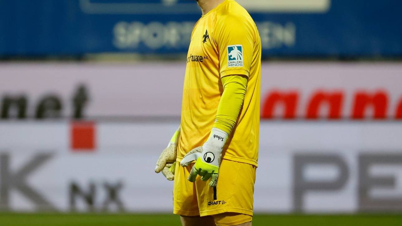 Darmstadt verlängert mit Torhüter Schuhen