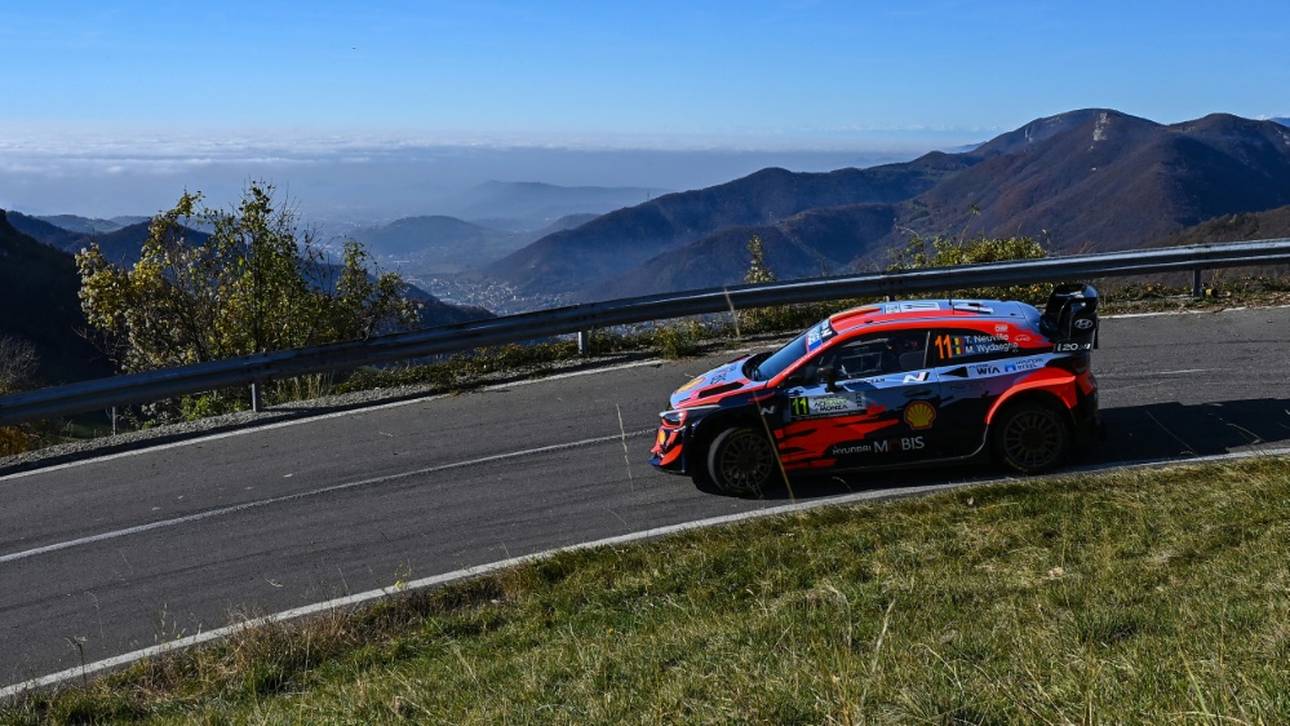 Neuville führt bei Rallye Schweden