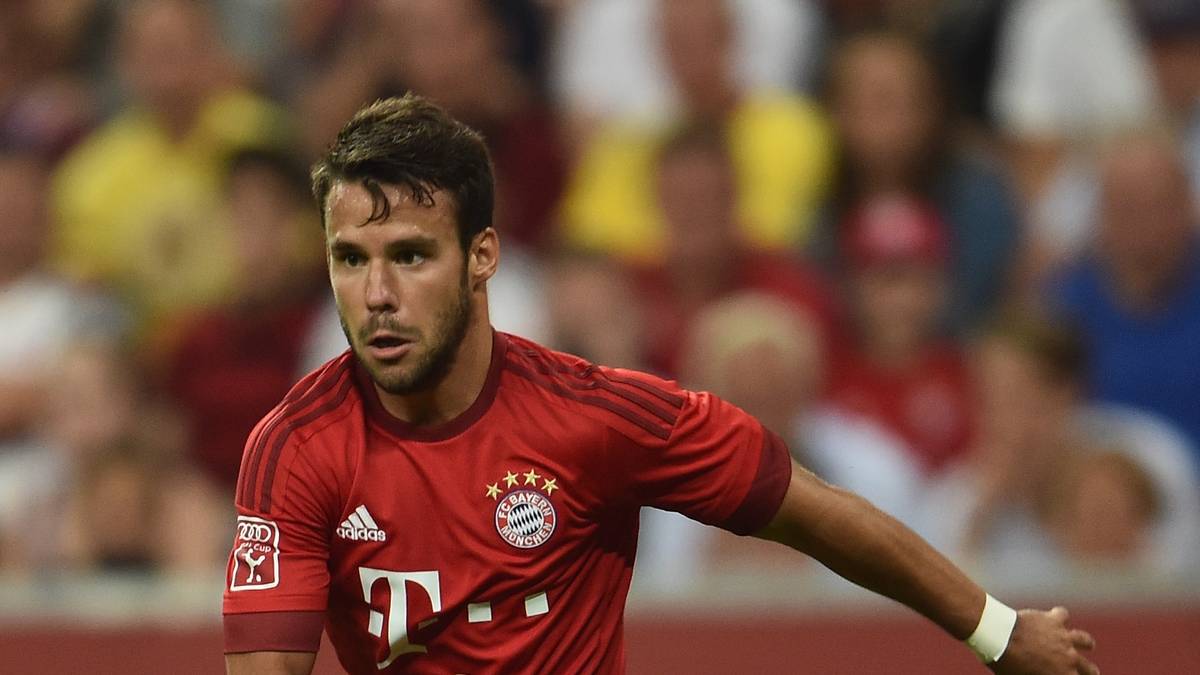 JUAN BERNAT: Schwache Partie des Spaniers. Über seine Seite brach Caligiuri durch und traf zum 1:0 für Wolfsburg.  Guardiola wechselte ihn zur Pause aus. SPORT1-Note: 4,5