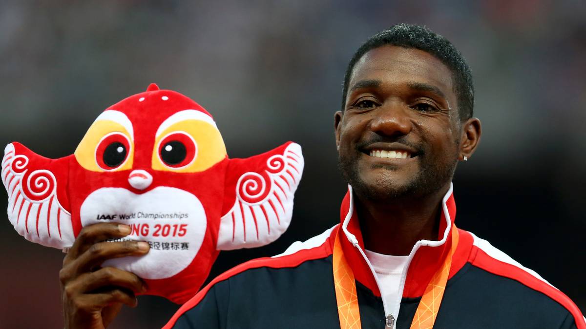 Sprintstar Justin Gatlin wird 2006 mit erhöhtem Testosteron-Wert getestet. Schuld ist nach seiner Darstellung sein Masseur, der ihn mit einer hormonhaltigen Salbe "positiv massiert" hätte. Gatlin wird dennoch bis 2014 gesperrt. 2008 halbiert ein Schiedsgericht die Sperre