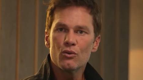 Nach seinen Erfolgen mit den New England Patriots vergleicht Tom Brady Football mit Fußball und betont dabei den Stellenwert von Ronaldo, Messi und Co.