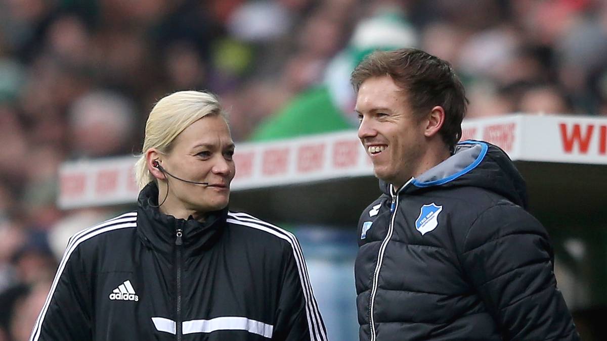 Die vierte Offizielle Bibiana Steinhaus heißt Nagelsmann in der Bundesliga willkommen