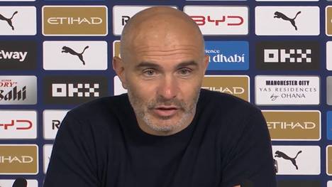 Floyd Samba ist wohl für viele noch ein unbekannter Name. Doch der 17-jährige Deutsche weiß beim Spitzenklub Manchester City auf sich aufmerksam zu machen. Dafür gibt es von Trainer Enzo Maresca lobende Worte.
