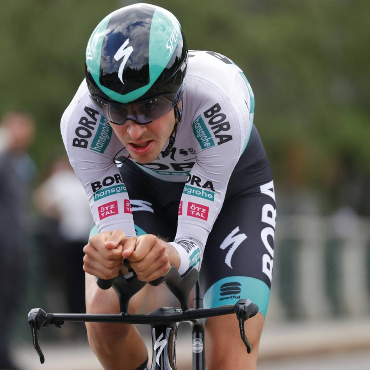 Radprofi Emanuel Buchmann hat sich vor der letzten Woche beim 105. Giro d'Italia zuversichtlich hinsichtlich einer Podestplatzierung geäußert.