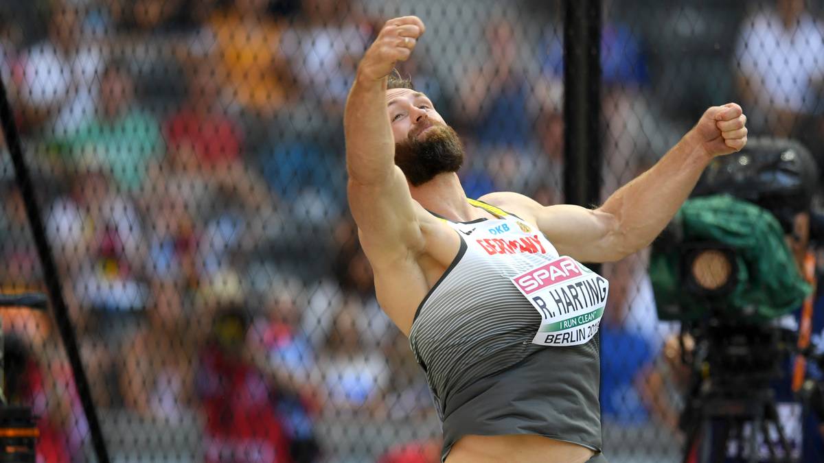 Vom 6. - 12. August heißt es Heim-EM für die Leichtathleten im Berliner Olympiastadion. Besonders für Dsikuswerfer Robert Harting wird es eine emotionale Angelegenheit. In seinem "Wohnzimmer" bestreitet er seine letzte große internationale Meisterschaft