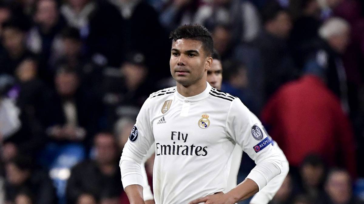 CASEMIRO: Im Januar 2013 wurde der Mittelfeldspieler vom FC Sao Paulo an Reals zweite Mannschaft verliehen. Unter José Mourinho feierte er nur drei Monate später sein Debüt in der ersten Mannschaft. Nach Saisonende zog Real die Kaufoption und beförderte ihn in den Profikader