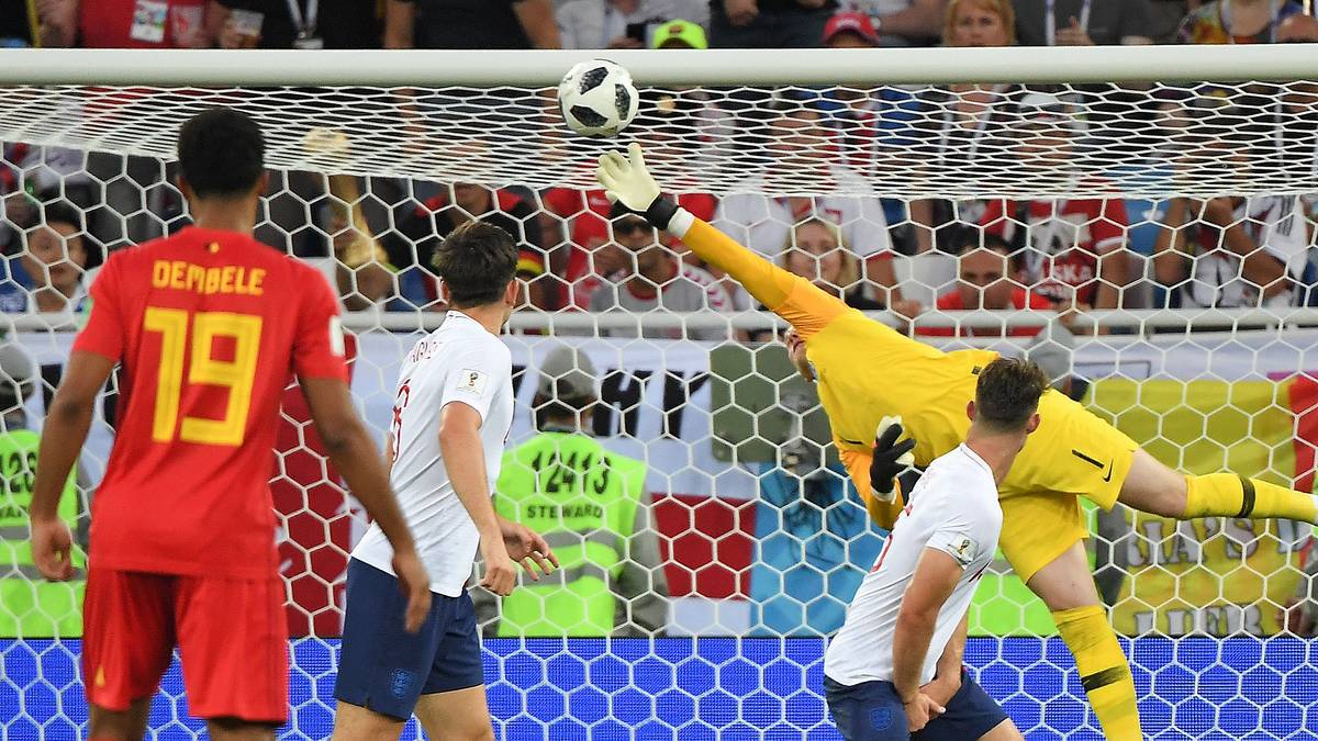 PLATZ 3 - DER AUFSTEIGER JORDAN PICKFORD: Es geschehen noch Wunder. England kann Elfmeter. England hat einen Torhüter. England hat einen Torhüter, der Elfmeter hält. Der junge Mann heißt Jordan Pickford, und er hatte gerade mal drei (ja, nur 3!) Länderspiele absolviert, ehe er nach Russland kam